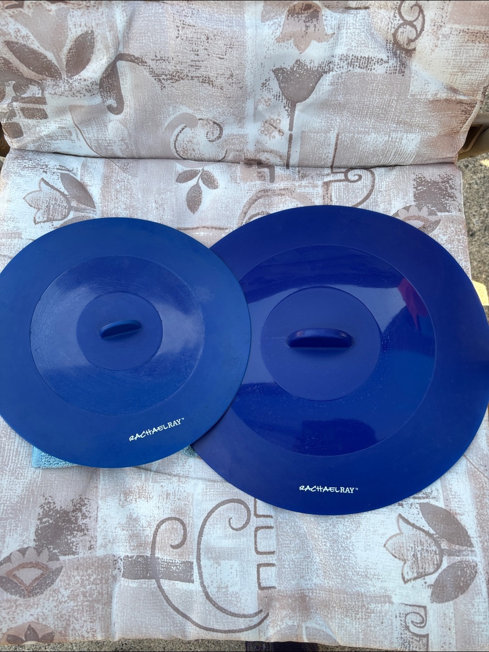 Rachael Ray Royal Blue Silicone Pan Lids - 2-Piece Set